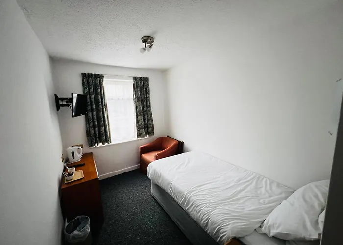 Milton Hilltop Hotel